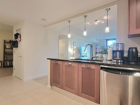 5th image of 2451 Midtown Ave APT 509