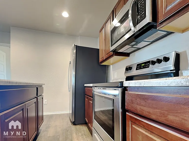 3917 Asher Aly — Photo 6