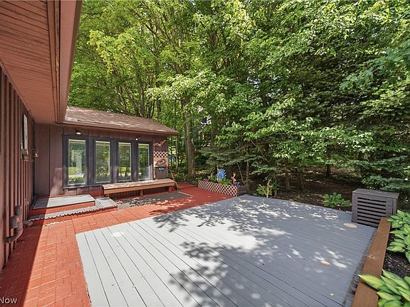 4th image of 3064 Townsend St NW