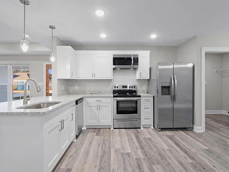 8 Bellamy Ln — Photo 6