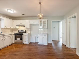 80 N Double Springs Rd, Farmington, AR 72730