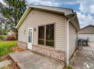 7671 McLain Ave, Lambertville, MI 48144