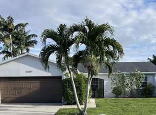 10089 Penzance Ln, Royal Palm Beach, FL 33411