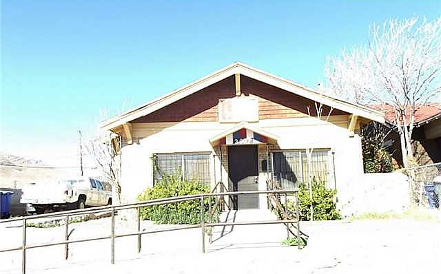 1st image of 3007 E Missouri Ave