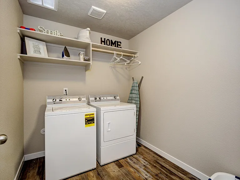 7646 E Declaration Dr — Photo 7