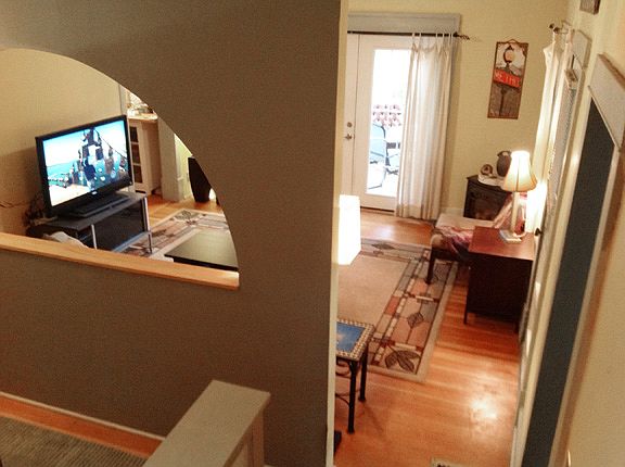 4th image of 4413 Harriet Ave