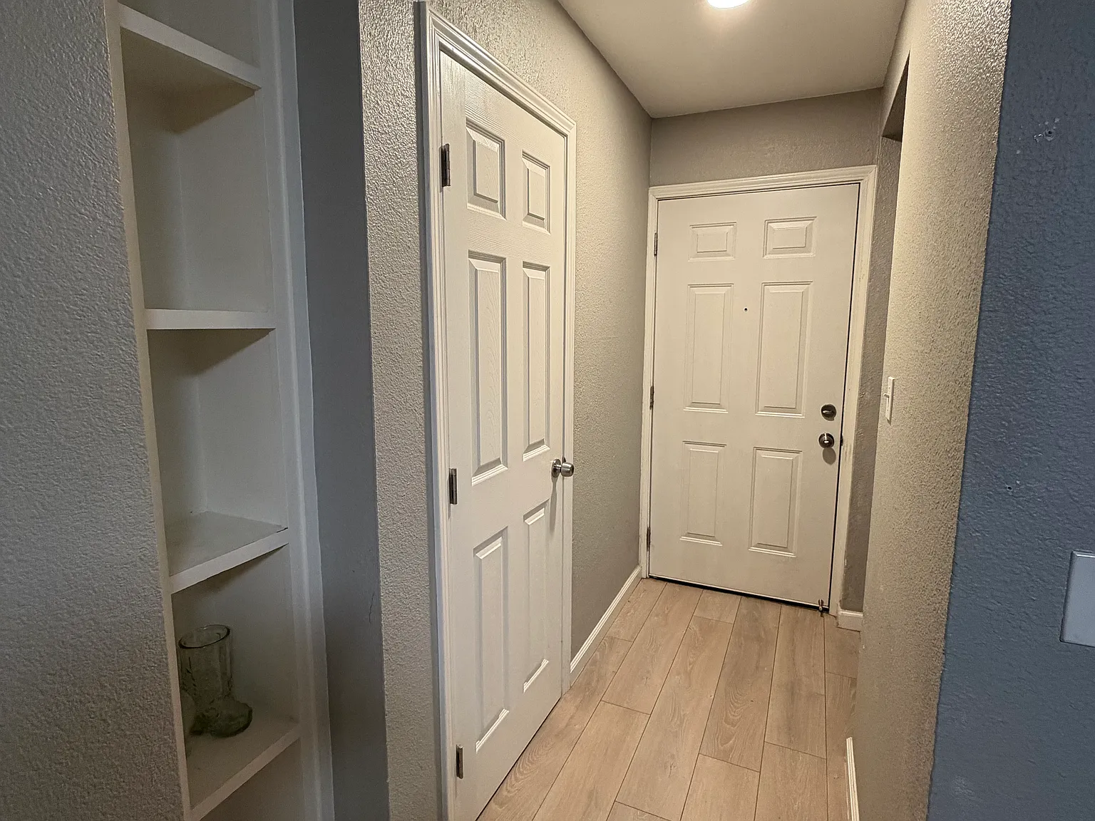 2 bed, 900 sqft, $2,195 — Photo 4