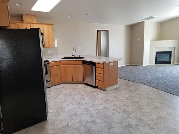 3rd image of 7804 Savary Dr