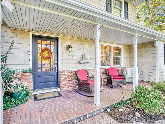 2nd image of 38 Hillcrest Ave