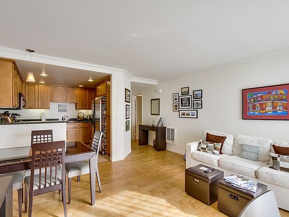 3rd image of 3993 Jewell St Unit B16