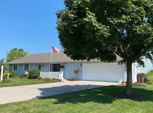418 Meadow Ln, Ossian, IN 46777