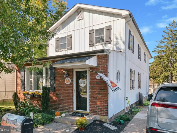 811 New York Ave, Croydon, PA 19021