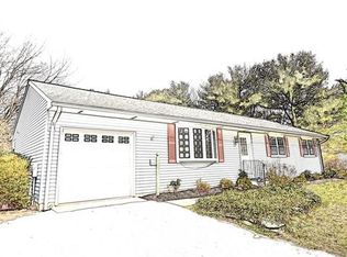 9 Ridgeway Ln, Southampton, NJ 08088