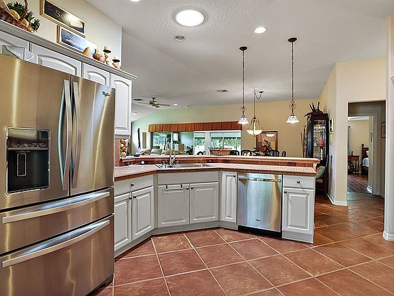 5th image of 16910 SE 88th Velerst Ave