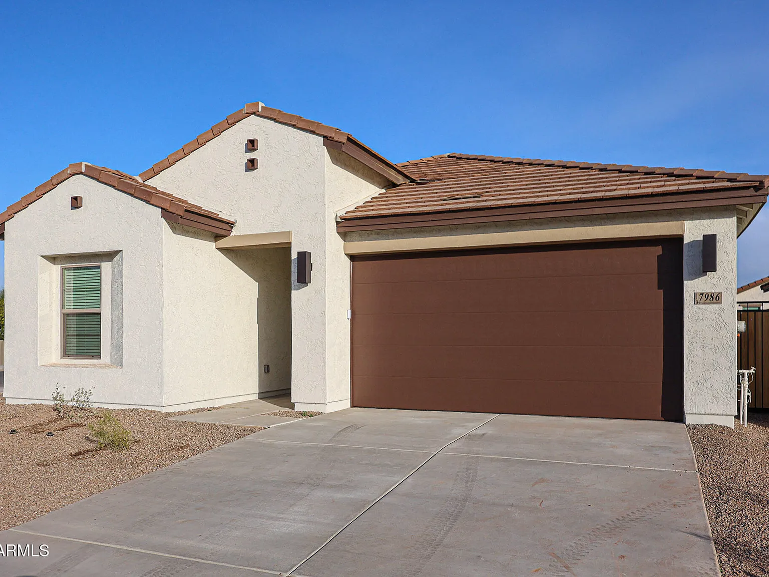 4 bed, 4.0 bath, 1604 sqft, $2,300 — Photo 1