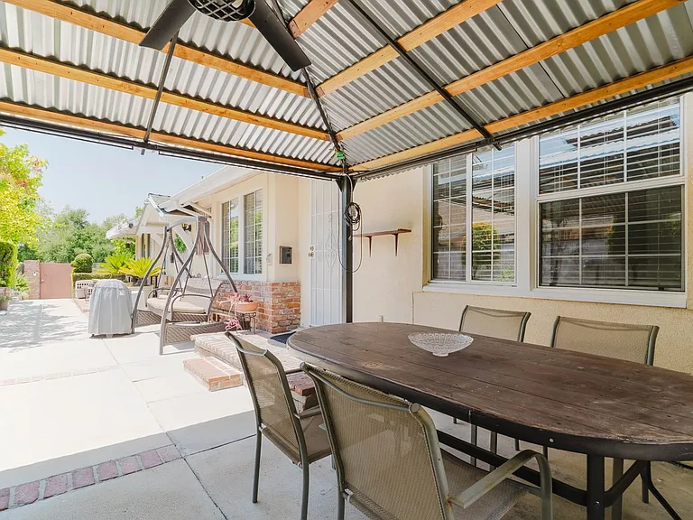 6024 Coldwater Canyon Ave — Photo 21