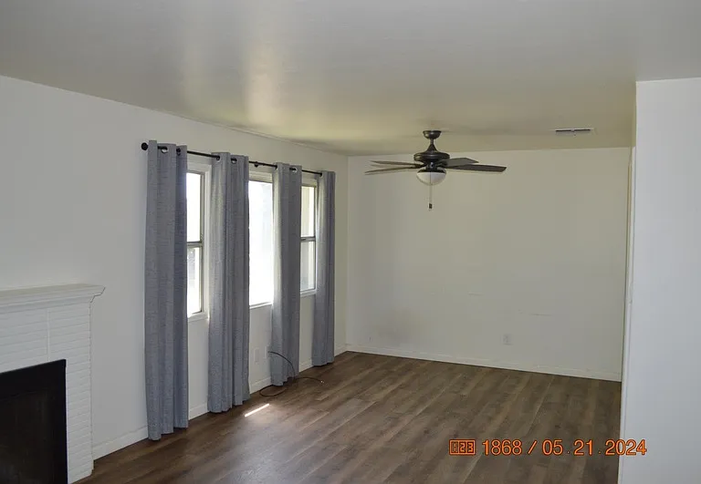 930 S Rose St — Photo 22