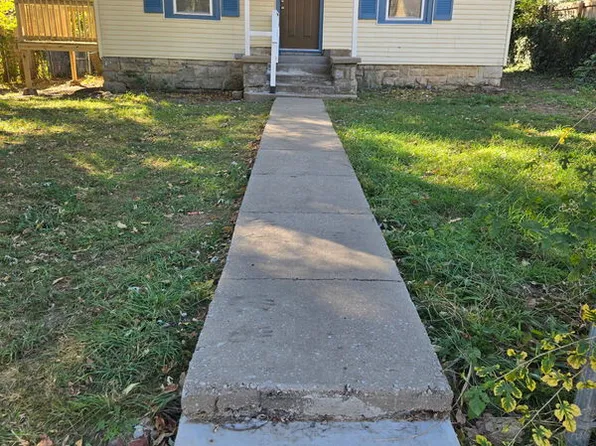 2501 E 68th Ter, Kansas City, MO 64132