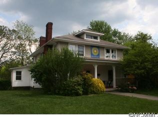 19 Westwood Pl, Asheville, NC 28806