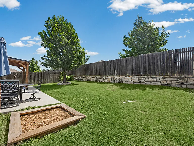 6709 San Isidro Dr — Photo 38