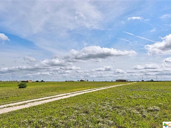 3rd image of 449 County Road 213