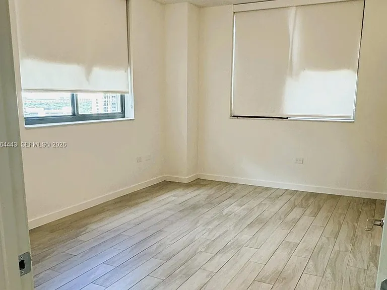 999 SW 1st Ave #1604 — Photo 6