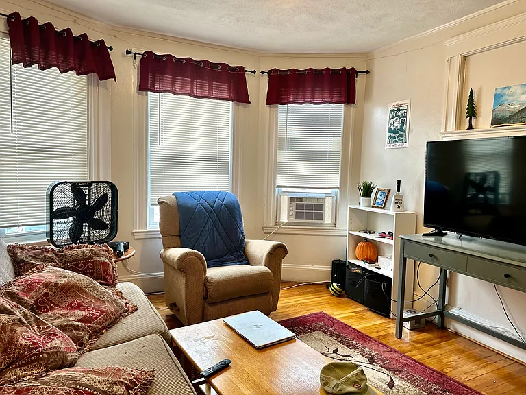 223 Summer St #3L — Photo 18