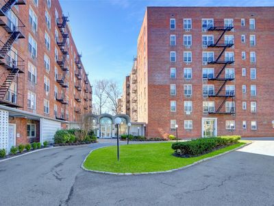 54-40 Little Neck Parkway #5P, Flushing, NY, 11362