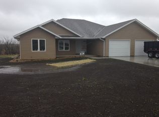 1781 Rachel Ln, Sabetha, KS 66534