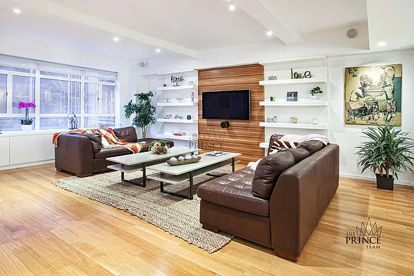 Sold by Compass | media 2