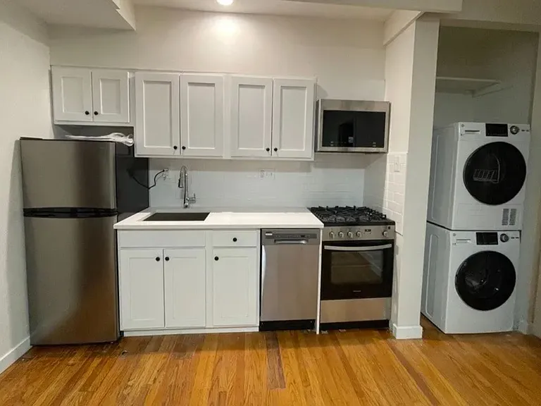 319 S 10th St #133A — Photo 8