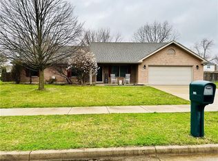 395 Rinehart Rd, Englewood, OH 45322