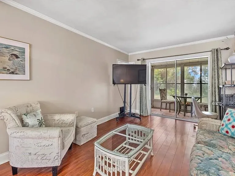 2047 Canal Dr #L6 — Photo 7