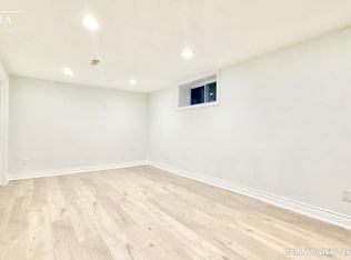 266 Napier St #2, Barrie, ON L4M 1X9