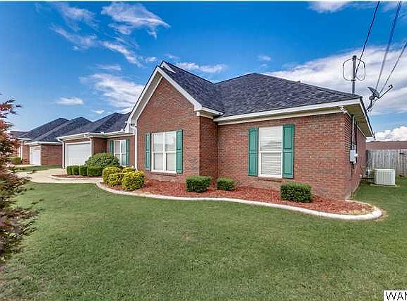 3rd image of 10235 Magnolia Springs Cir