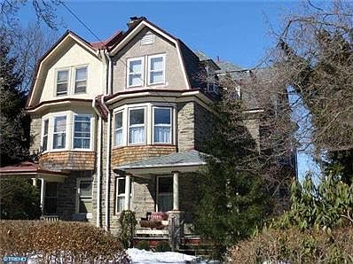 1st image of 33 E Gowen Ave