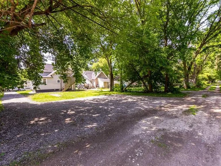 278 Euclid St #3BR — Photo 32