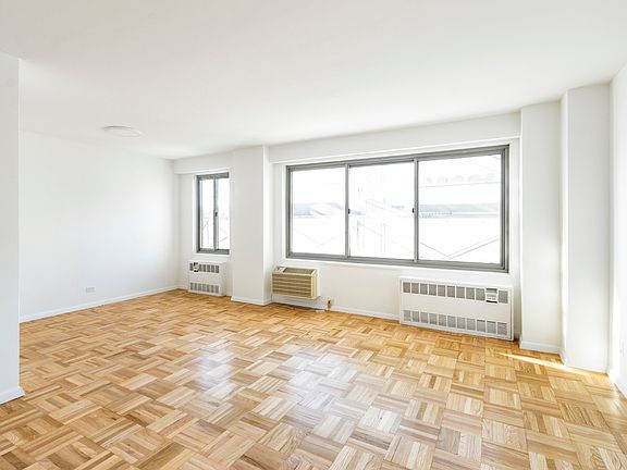 3rd image of 175 W 12th St APT 4G