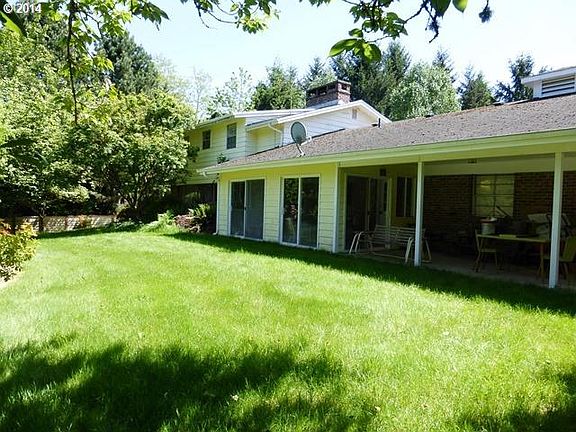 3rd image of 18506 NE 23rd St