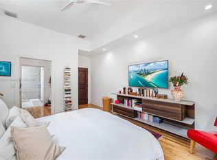 111 SW 30th Rd, Miami, FL 33129