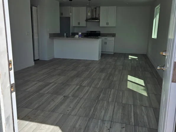 9015-9017 Monogram Ave, North Hills, CA 91343