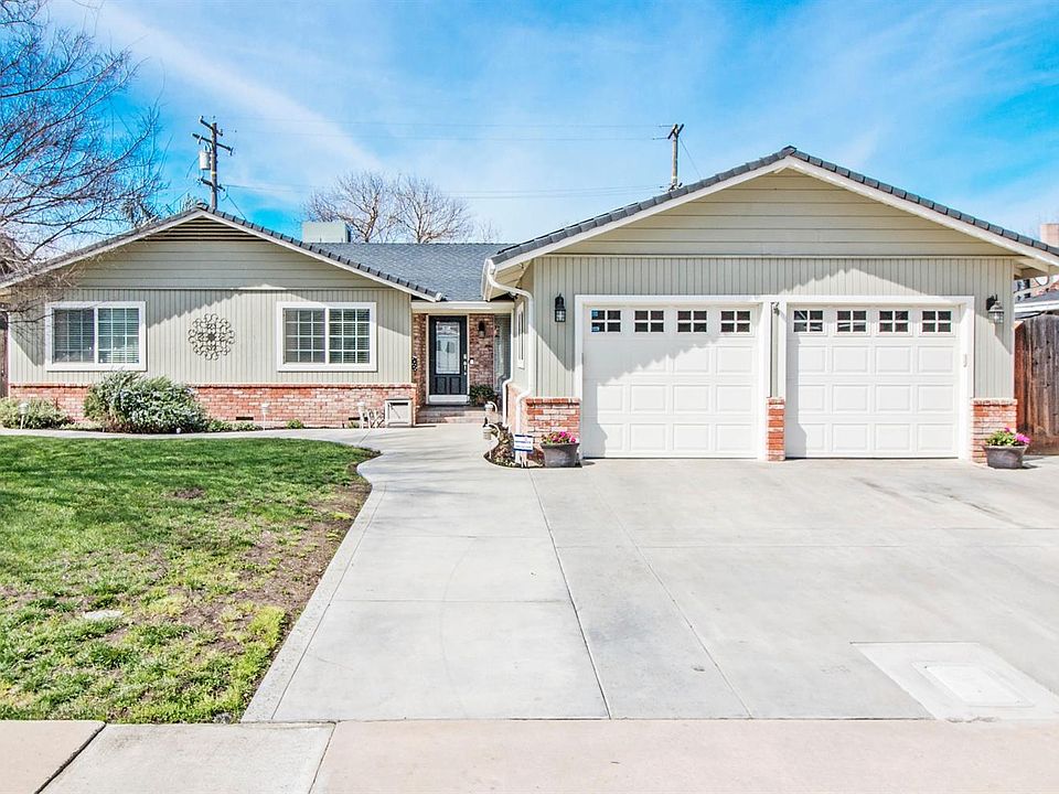 2nd image of 1313 Nelda Way