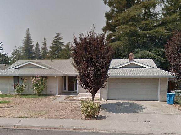2nd image of 1211 Railroad Ave