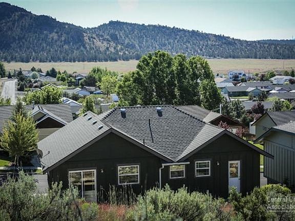 2nd image of 2711 NE Bobbi Ct