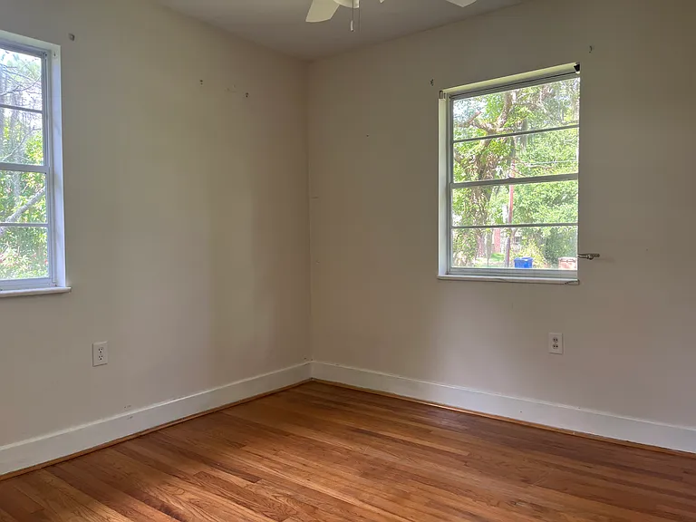 359 Howle Ave — Photo 17