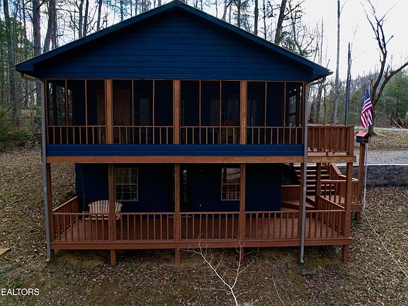 3rd image of 105 River Ln
