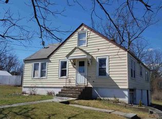 101 Overocker Rd, Poughkeepsie, NY 12603