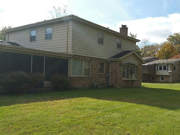 3rd image of 20811 Greenwood Dr