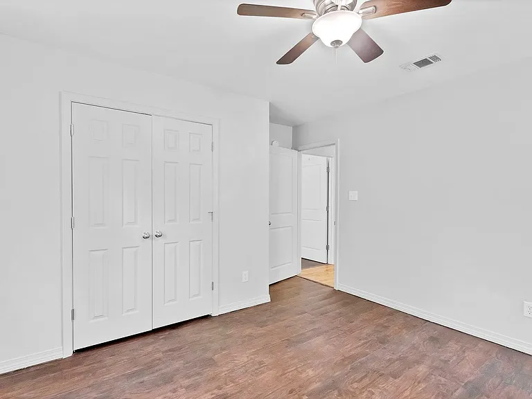 8352 Preakness Ct — Photo 31