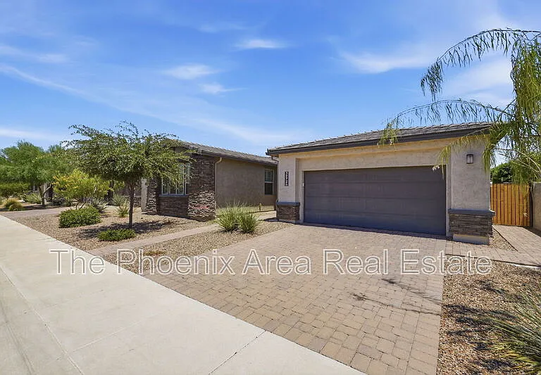 39725 N Hailey Ln — Photo 50